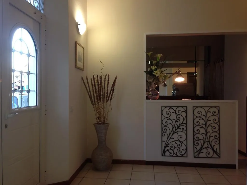 Residence Principessa Clotilde Montecatini-Terme 2*,  Italia