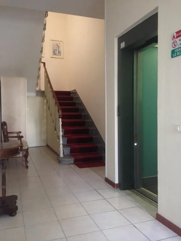 Residence Principessa Clotilde Montecatini Terme 2*,
